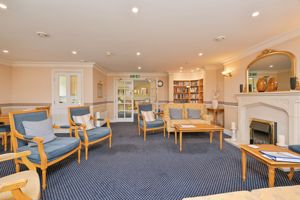 COMMUNAL LOUNGE- click for photo gallery